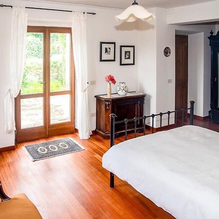 La Mela Rosa Bed & Breakfast Amandola Exteriör bild